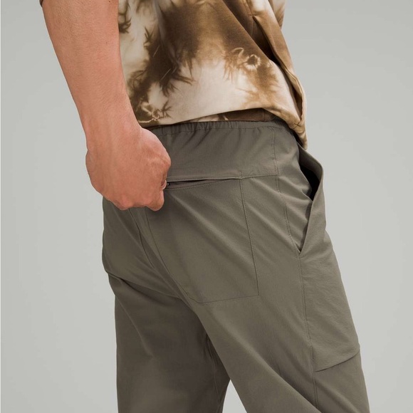 Men’s Lululemon Bowline Pant Sage - Picture 7 of 8